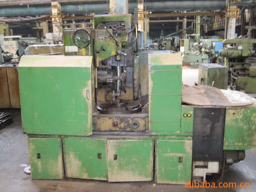 使冷却液在经过水泵的内部时