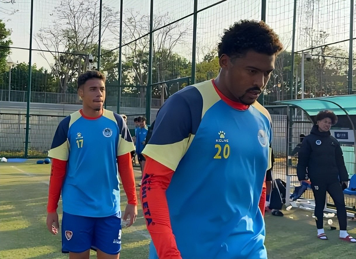 津门虎保级压力加剧 夏窗补强前腰引援