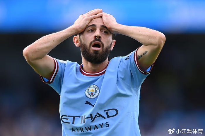 31岁B席或夏窗离队巴萨成首选 合同到期后转会意